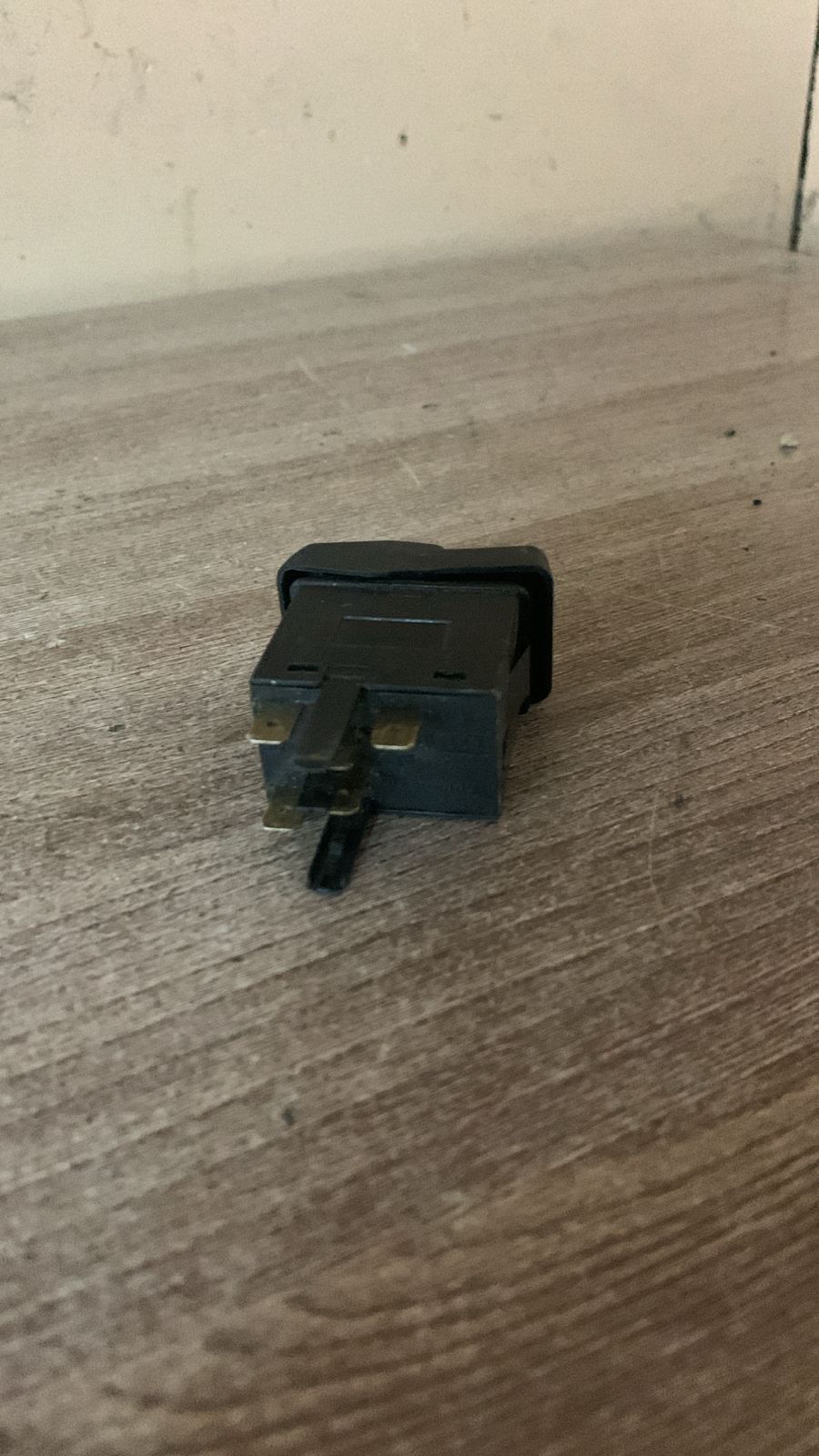 Volkswagen Passat B3 Кнопка противотуманки  выключателя света п/т фар VW PASSAT B3 / POLO 90-94 (535941535)