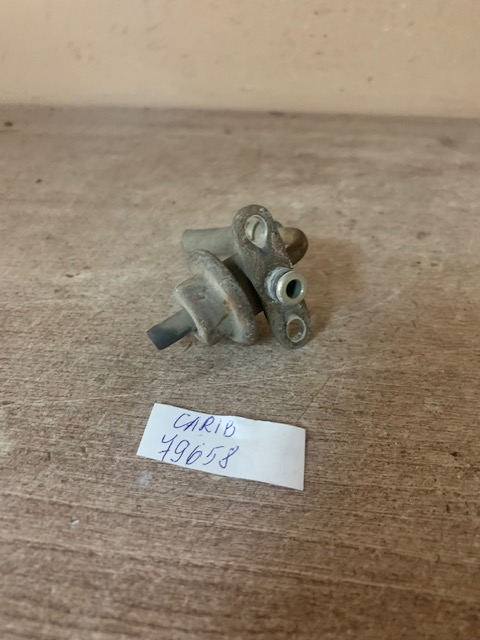Датчик давления топливной рейки Toyota Sprinter AE100 Toyota 2328015020