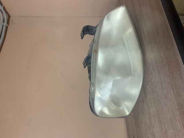 Chery Amulet (A15) Фара правая для Chery Amulet (A15) 2006-2012 А153772020