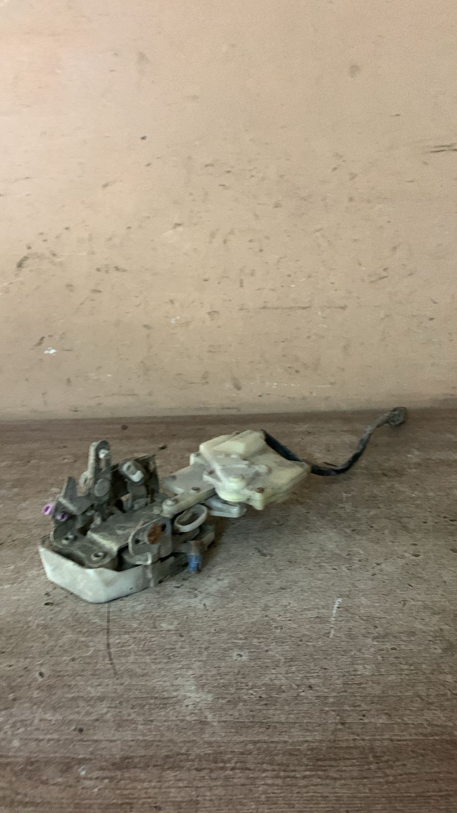 Замок двери задней правой для Honda Civic (EJ, EK Sed+3HB) 1995-2001 72610S04004
