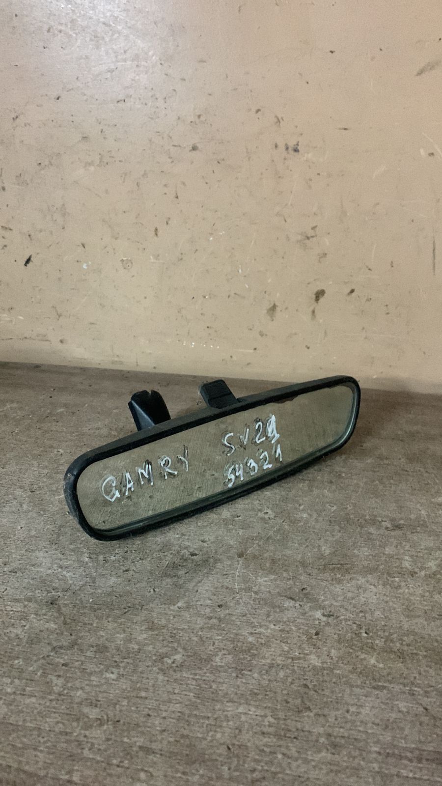 Зеркало салонное Toyota Camry Camry SV21 1986-1991 011681