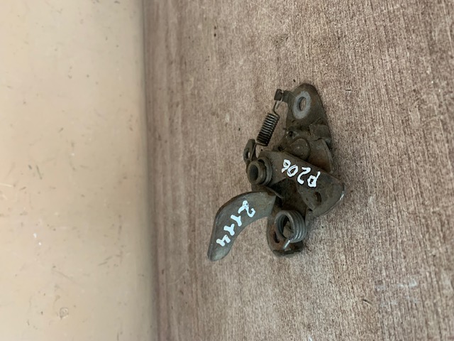 Peugeot 206 Замок капота для Peugeot 206 1998-2012  (793449)