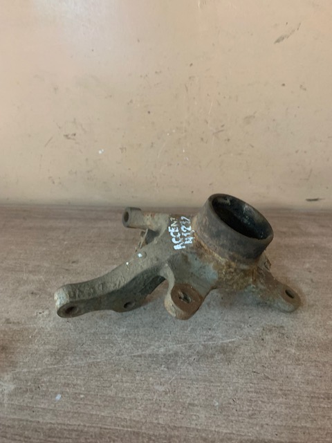 Hyundai Accent 1994-2000 Кулак поворотный передний левый для Hyundai Accent I 1994-2000 (5171522100)